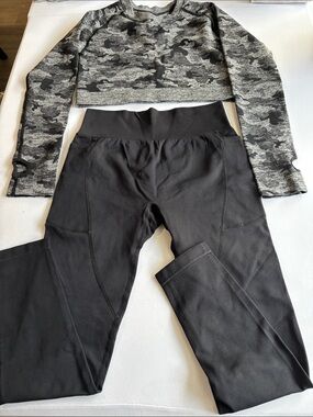 Women’s High-Waist Black Active Leggings